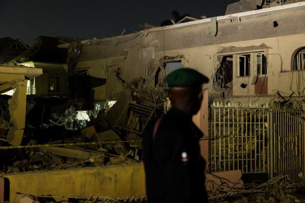 尼日利亚爆炸造成3人死亡，77人受伤，建筑物倒塌